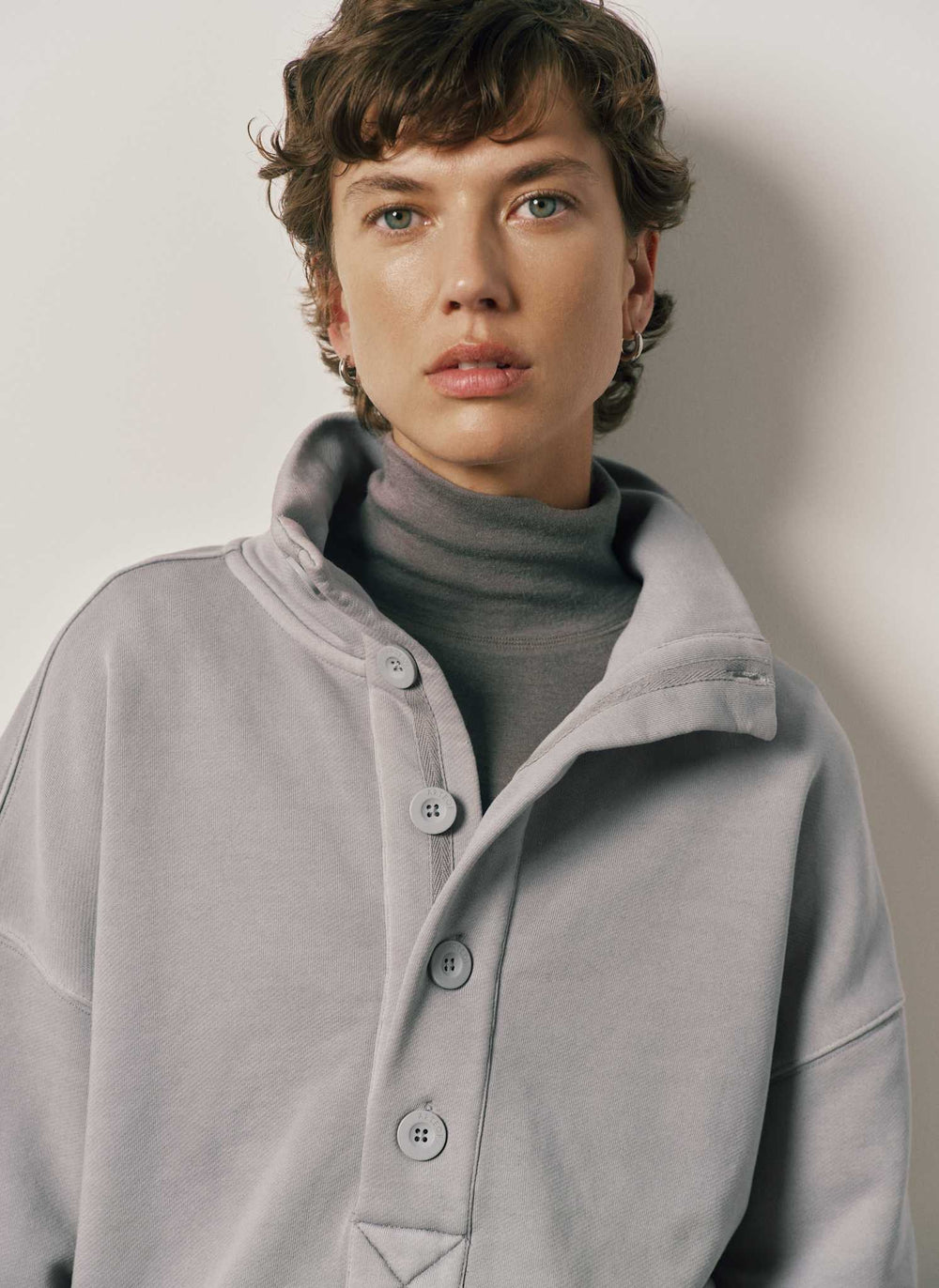 Motion Stand Collar Sweatshirt