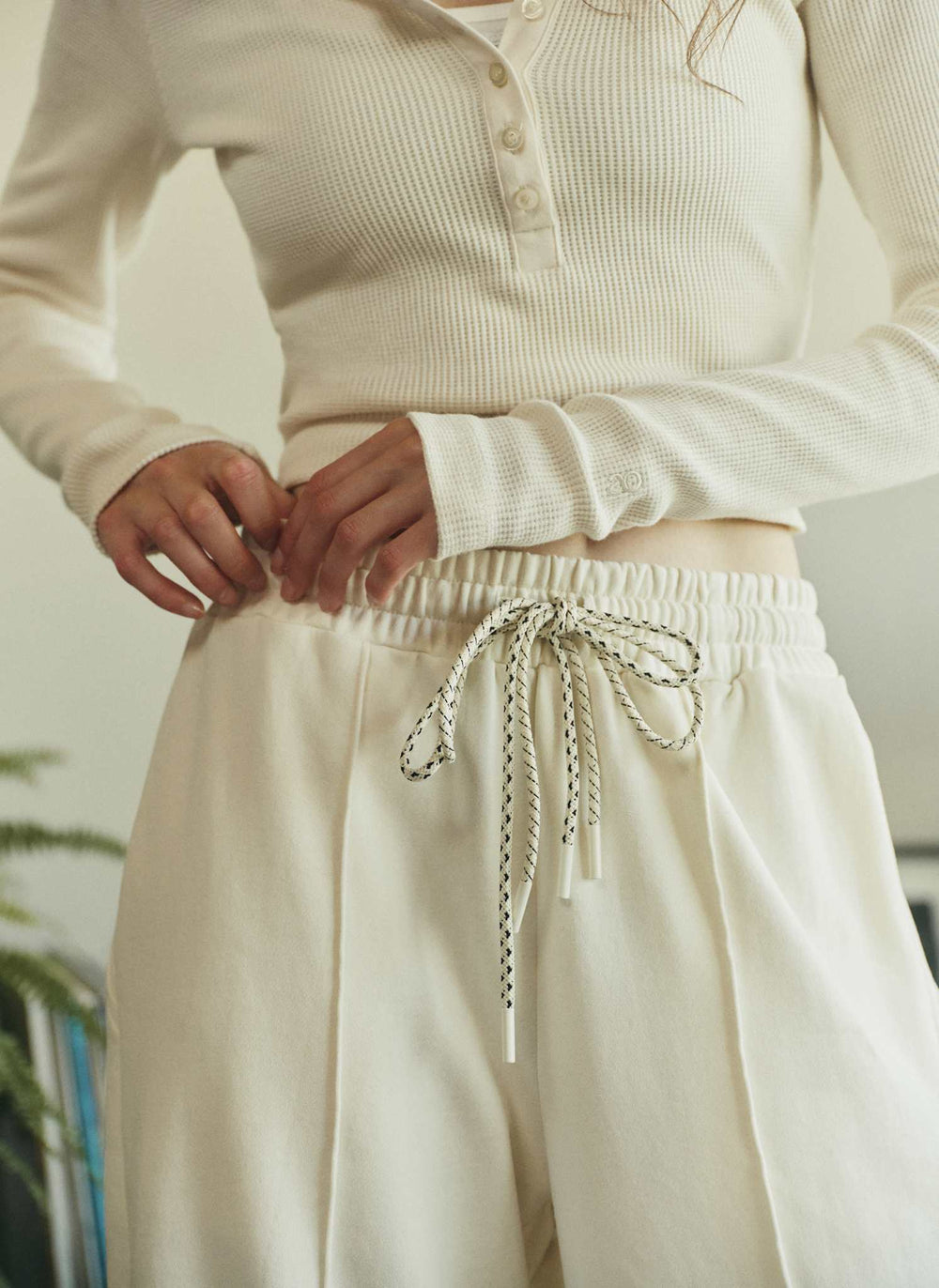 Stride Wide Leg Jogger